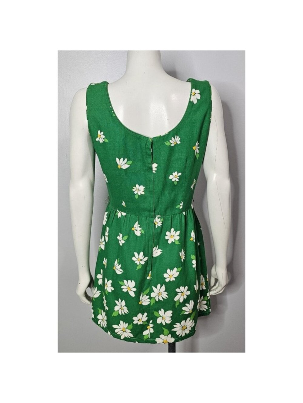Vintage Malia Hawaii Dress, 60s/70s Hawaiian Dress, Daisy Print, Mini - Picture 9 of 10